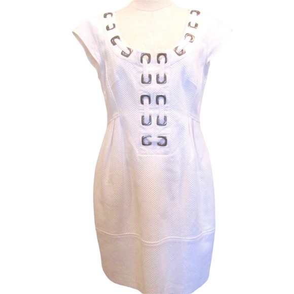 🌺NANETTE LEPORE White Workaholic Dress w/ Pockets Size 0-Silver Chunk Chainlink🌺 - Picture 2 of 8